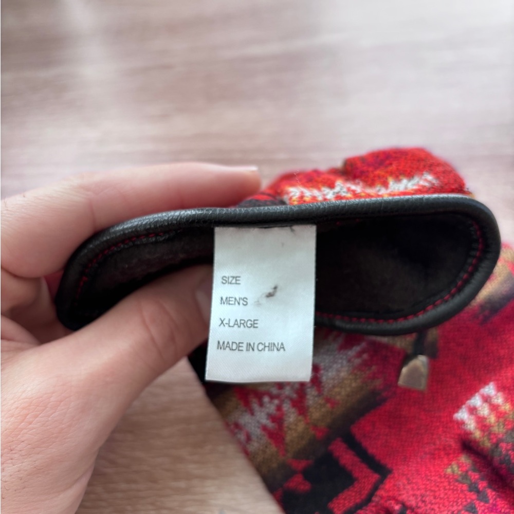Pendleton Xl Red Patterned Wool Gloves - image 5